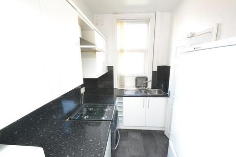 3 bedroom terraced house to rent, Claremont Terrace, Armley, Leeds, LS12