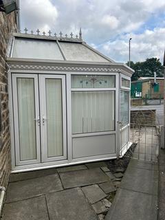 3 bedroom terraced house to rent, 85 Albion Road