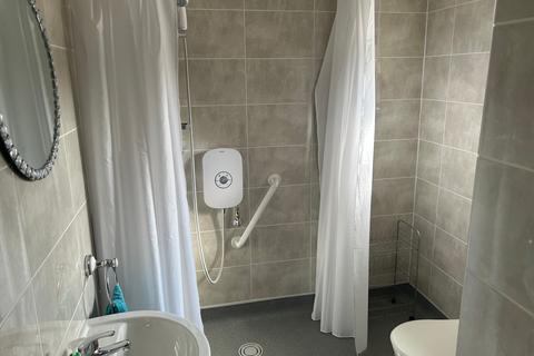 3 bedroom terraced house to rent, 85 Albion Road