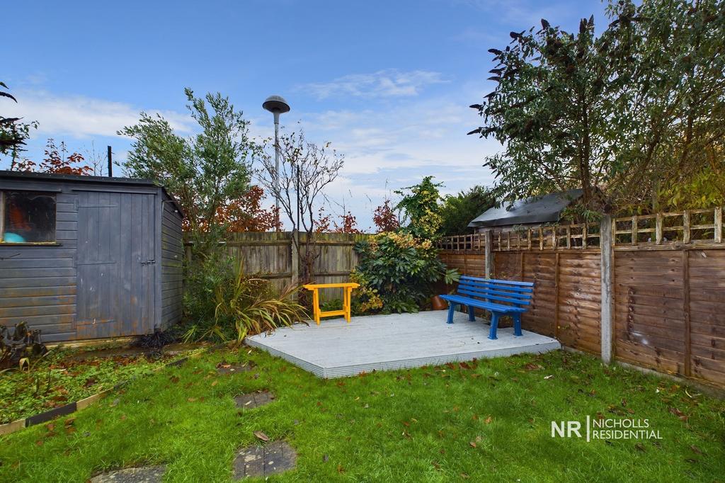 Garden Extra Photo