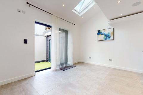 4 bedroom house for sale, Rose Joan Mews, London, NW6