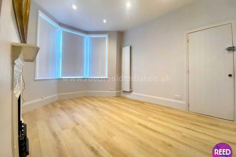 1 bedroom flat to rent, Glenwood Ave, Westcliff On Sea