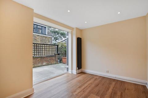 Studio to rent, St Helen's Gardens, Ladbroke Grove W10