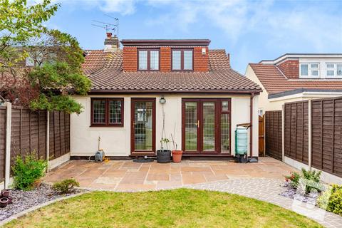 3 bedroom bungalow for sale, Percival Road, Hornchurch, RM11