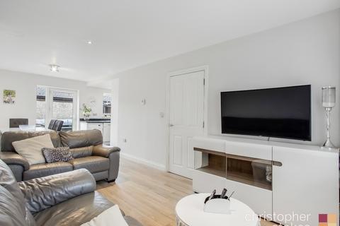 3 bedroom terraced house for sale, Meredith Court, Cheshunt, Hertfordshire, EN8 8HL