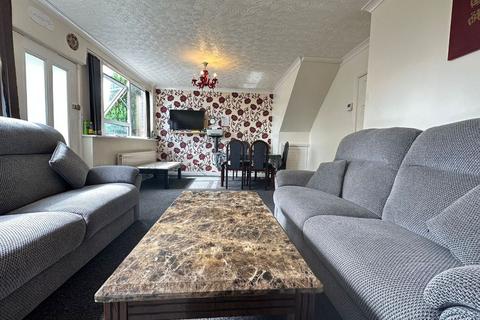 3 bedroom terraced house for sale - Neath Close, Blackburn. Lancs. BB1 8JB
