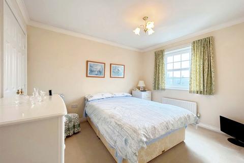 21 Elm Tree Gardens, Peterlee, SR8 5SD