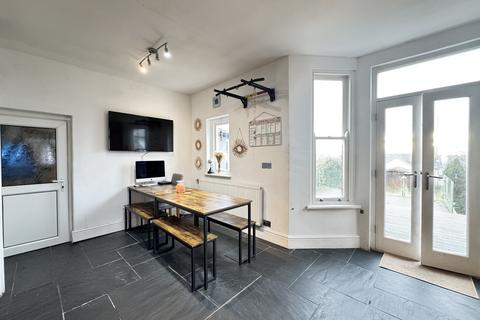 296 Gladstone Road, Barry, CF63 1NH