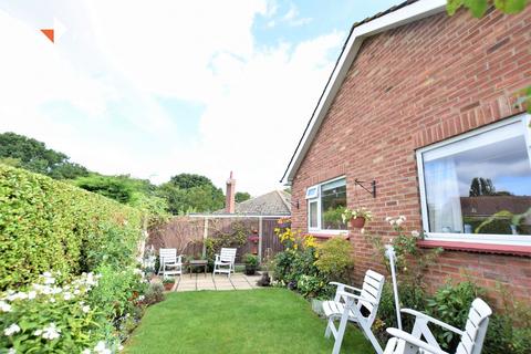 2 bedroom detached bungalow for sale, Hillside Crescent, Holland on Sea