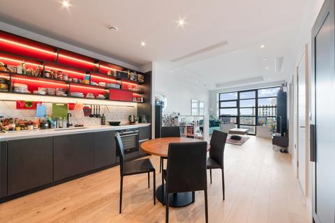 1 bedroom apartment for sale, Defoe House, London City Island, London, E14