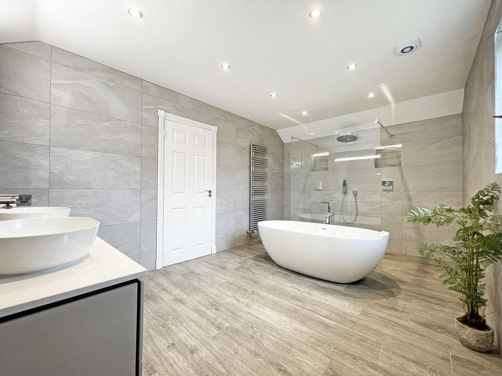 Manor Fields, Billingham, TS22 4 bed detached house £595,000