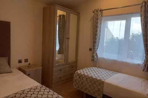 2 bedroom lodge for sale, Garstang Lancashire