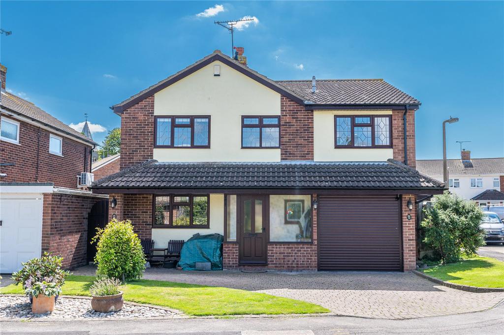 Whitehall Road, Great Wakering, SouthendOnSea, Essex, SS3 4 bed detached house for sale £499,950