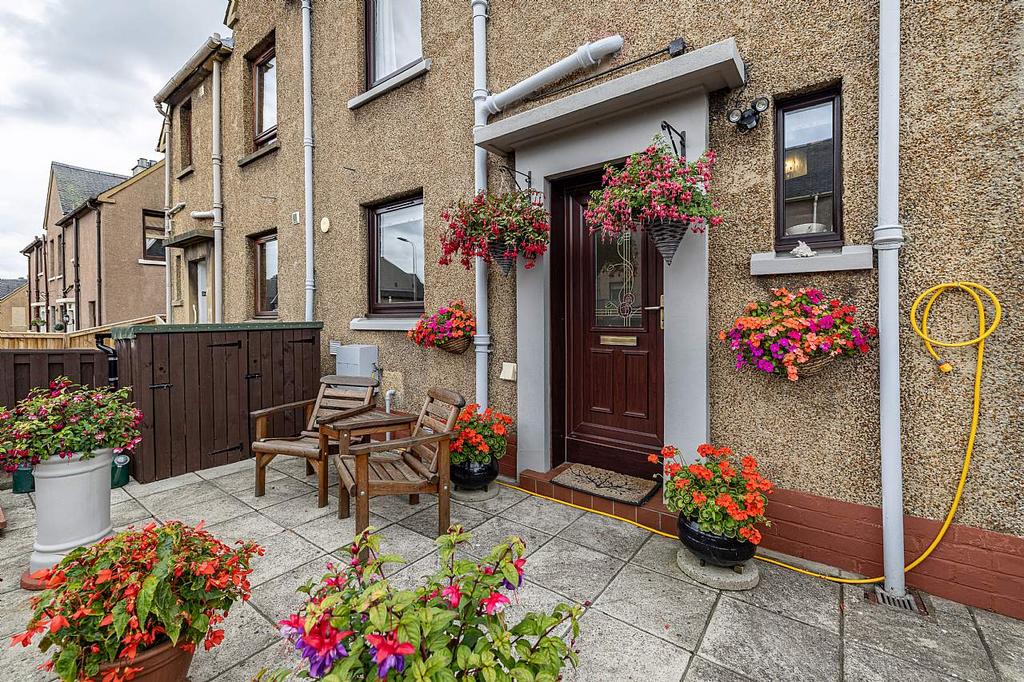 28 Forthill Avenue, Jedburgh TD8 6HJ 2 bed semidetached house £135,000
