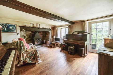 5 bedroom detached house for sale, Mortimer's Cross,  Herefordshire,  HR6