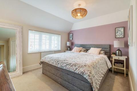 12 Bronte Grove, Arborfield Green, Reading, RG2 9UN