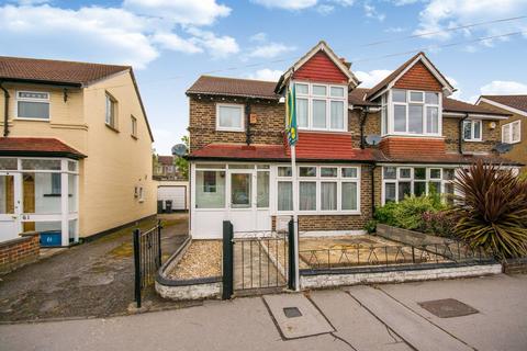 63 Teevan Road, Croydon, CR0 6RQ