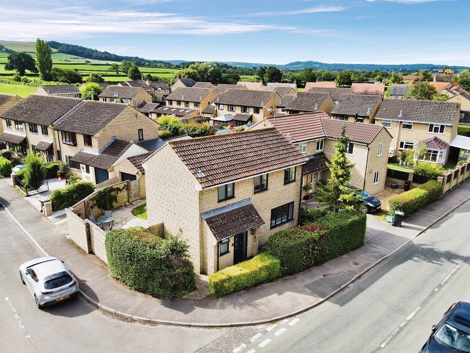 Morston, Thornford, Dorset, DT9 3 bed detached house for sale £370,000