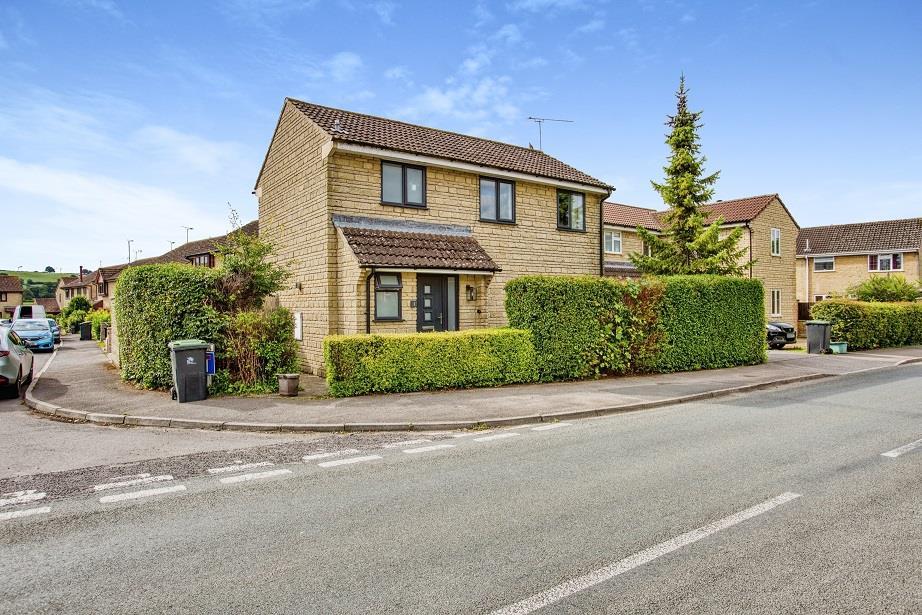 Morston, Thornford, Dorset, DT9 3 bed detached house for sale £350,000