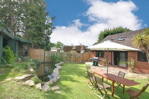 66 Cupernham Lane, Romsey, SO51 7LG