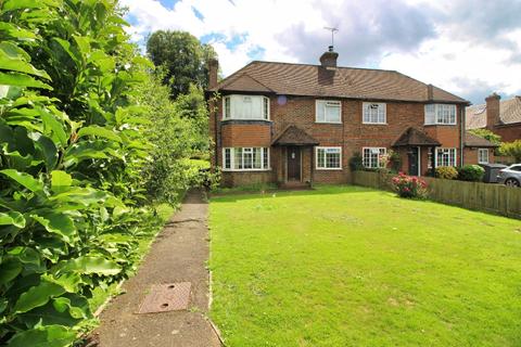 3 bedroom semi-detached house for sale - Jubilee Crescent, Ightham TN15
