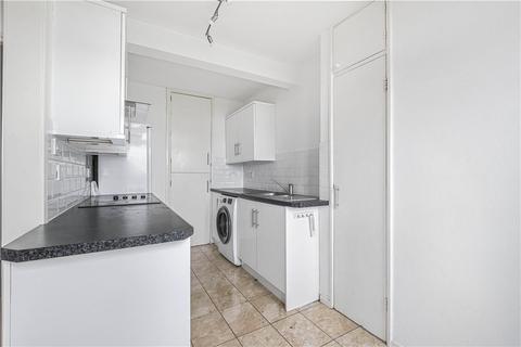 2 bedroom apartment to rent, Walters House, Otto Street, London, SE17