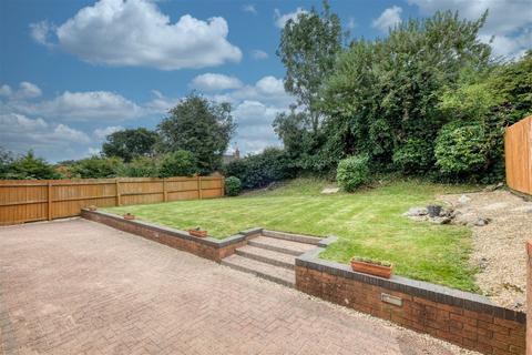 49 Batsford Close, Redditch, B98 7TF