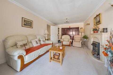 2 bedroom retirement property for sale - Pegasus Court, High Street, Billingshurst, RH14