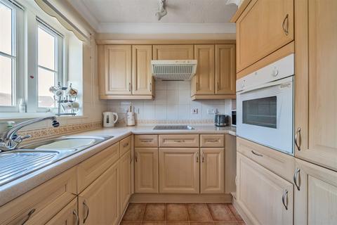 2 bedroom retirement property for sale - Pegasus Court, High Street, Billingshurst, RH14