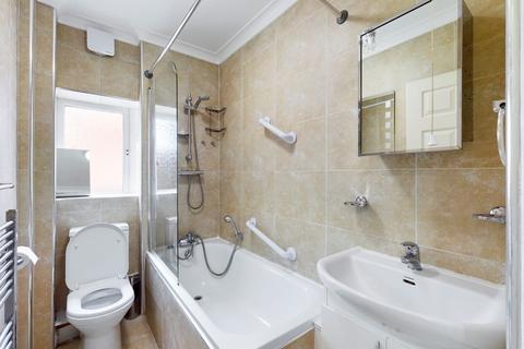2 Claire Gardens, Stanmore, HA7 4EH