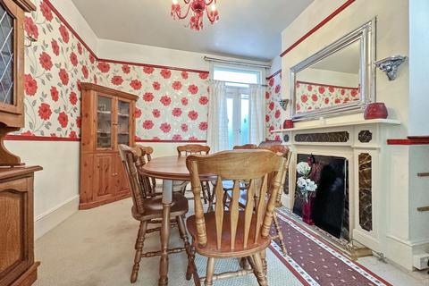 11 Cecil Park, Herne Bay, CT6 6DL