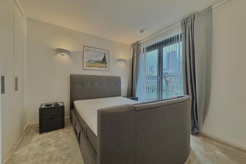 undefined, New Providence Wharf, 1 Fairmont Avenue, London E14