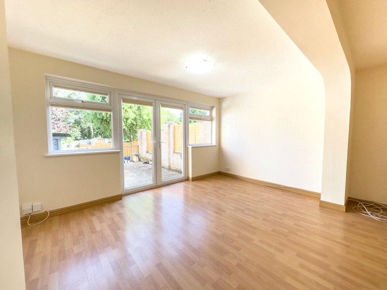 Sitting/Dining Room
