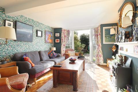 2 bedroom cottage for sale, Priestlands Place, Lymington SO41