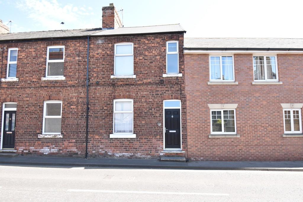 Romanby Road, Northallerton 2 bed terraced house £650 pcm (£150 pw)