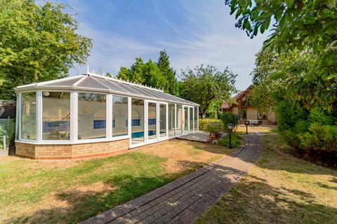 4 bedroom detached house for sale, Riverside, Staines-upon-Thames