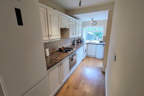 73 Beckhampton Street, Swindon, SN1 2JY