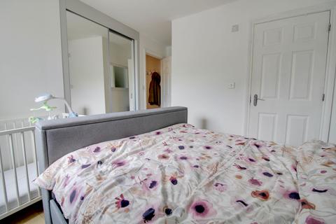 5, Ivy Court, 25 Pasteur Drive, Swindon, SN1 4GJ