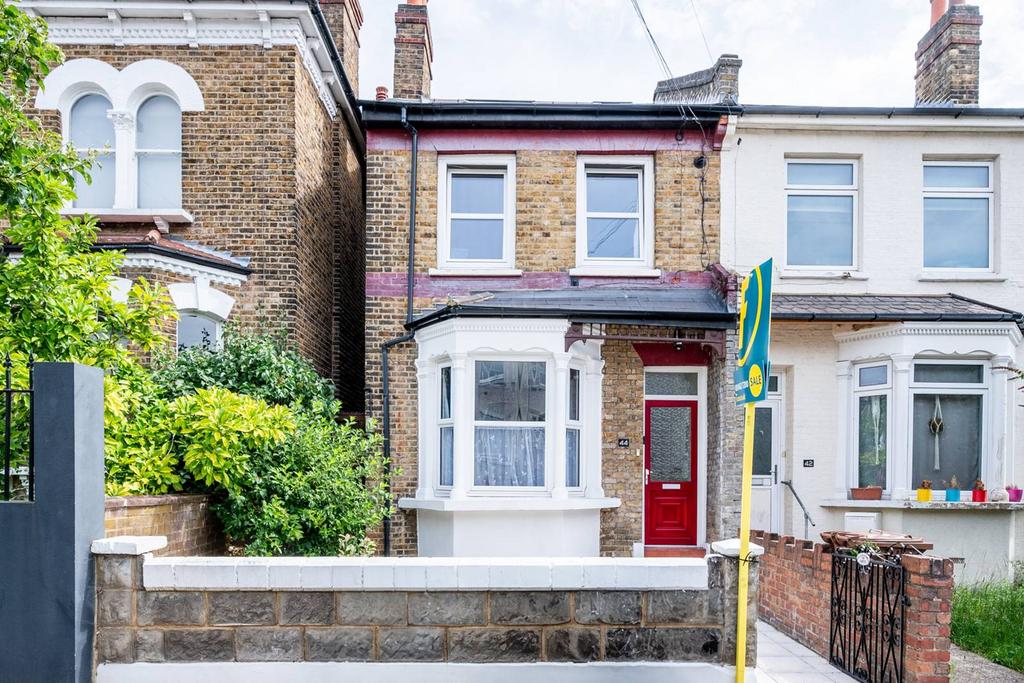 Ravensbourne Road, Catford, London, SE6 4 bed terraced house for sale
