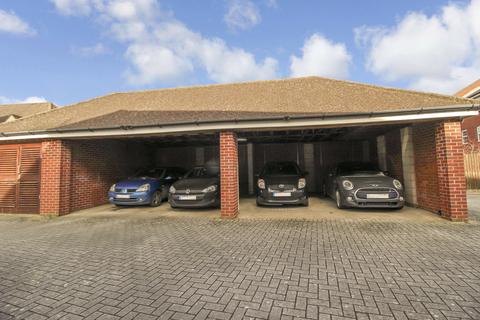 75 Birkdale Close, Swindon, SN25 2DH