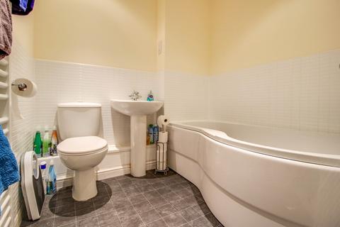 75 Birkdale Close, Swindon, SN25 2DH