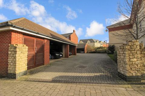 75 Birkdale Close, Swindon, SN25 2DH