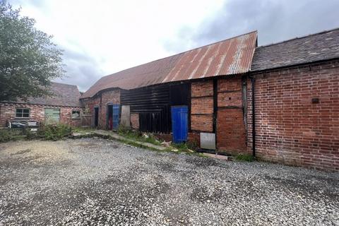 3 bedroom barn for sale - THE HAYLOFT, Leper House, Whitehouse Lane, Codsall, Wolverhampton WV8