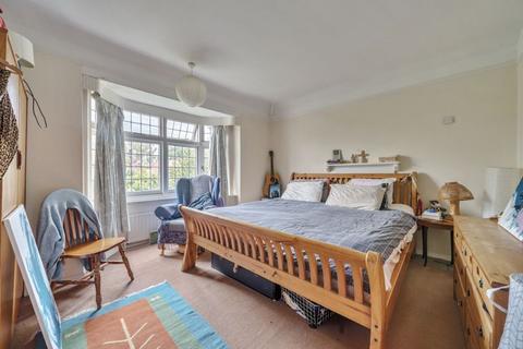31 Highfield Road, Purley, CR8 2JJ