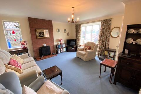2 bedroom detached bungalow for sale, Thornhill Drive, Whitestone, Nuneaton