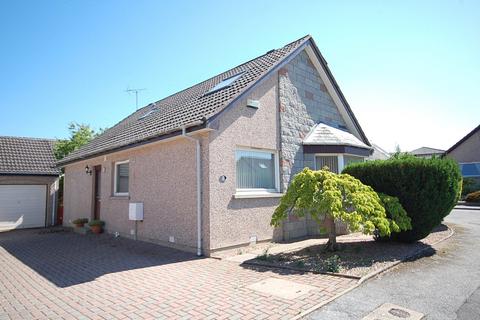 3 bedroom detached house to rent, Queens Den, West End, Aberdeen, AB15