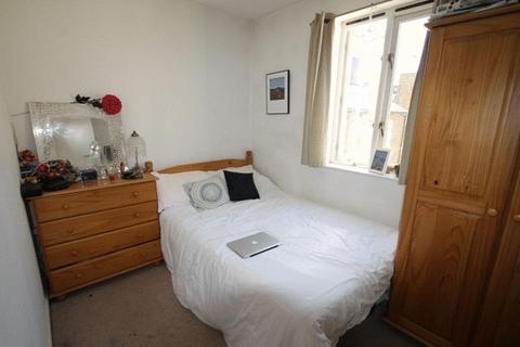 2 bedroom apartment to rent, Camberwell Road, SE5