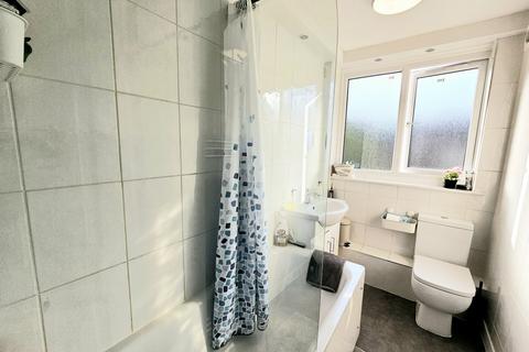 1 bedroom flat to rent, Chichester Court, Whitchurch Lane, Edgware, HA8