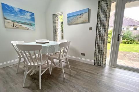 4 bedroom detached house for sale - Roselands, Sidmouth