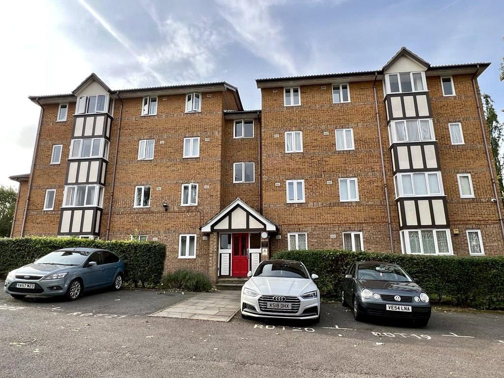 Cumberland Place, Catford, London, SE6 2 bed flat for sale £260,000